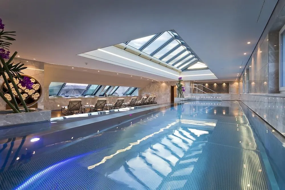 Four Seasons Hotel Des Bergues Genebra 5*,
