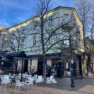 The Bar House Vandrarhem Sofia