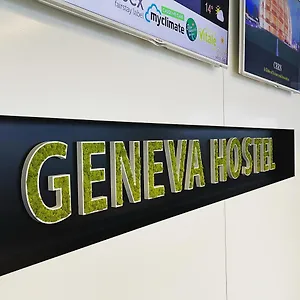 Geneva Hostel אכסניה