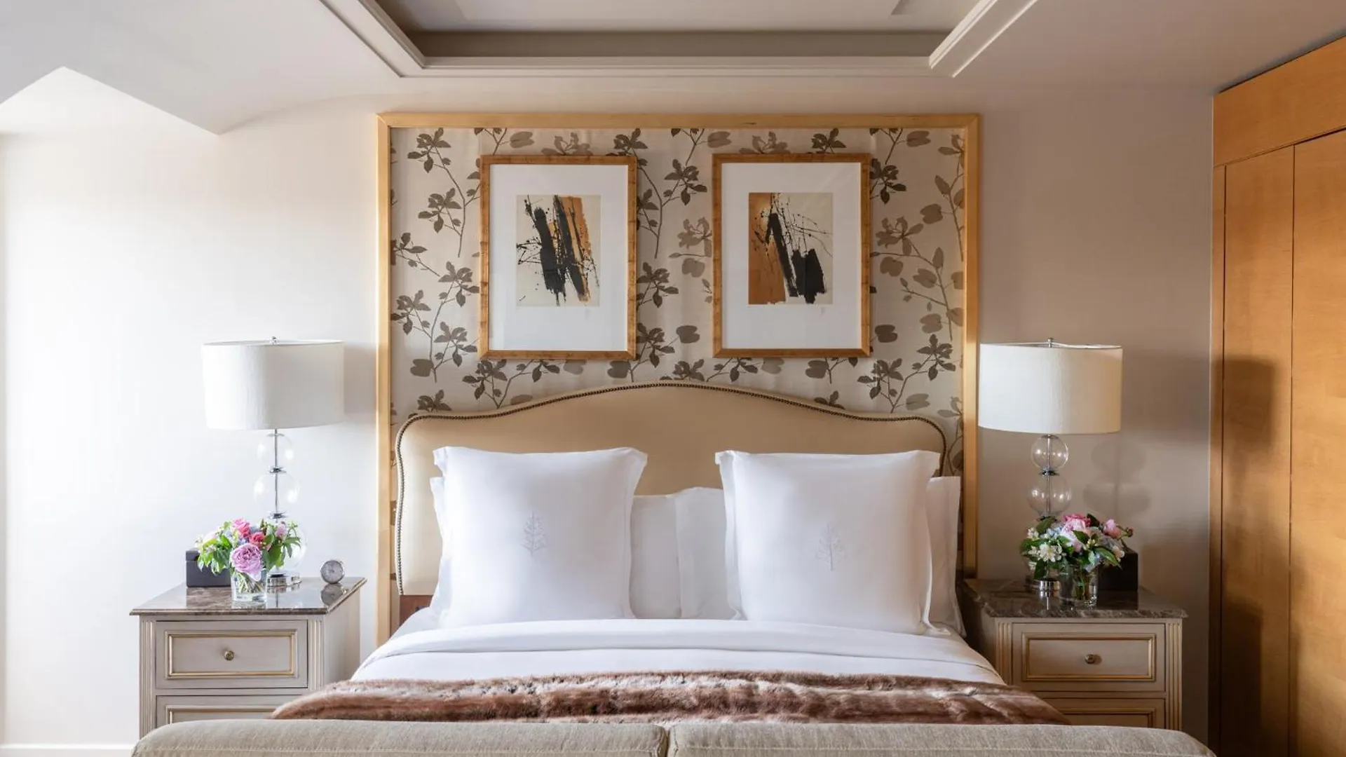 Four Seasons Hotel Des Bergues Geneva