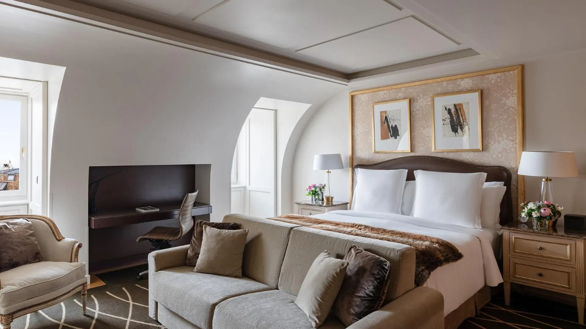 Four Seasons Hotel Des Bergues Geneva 5*,