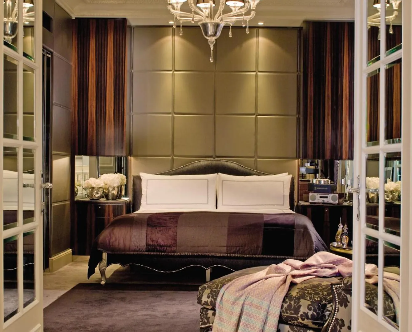 Four Seasons Hotel Des Bergues Geneva 5*,  Switzerland